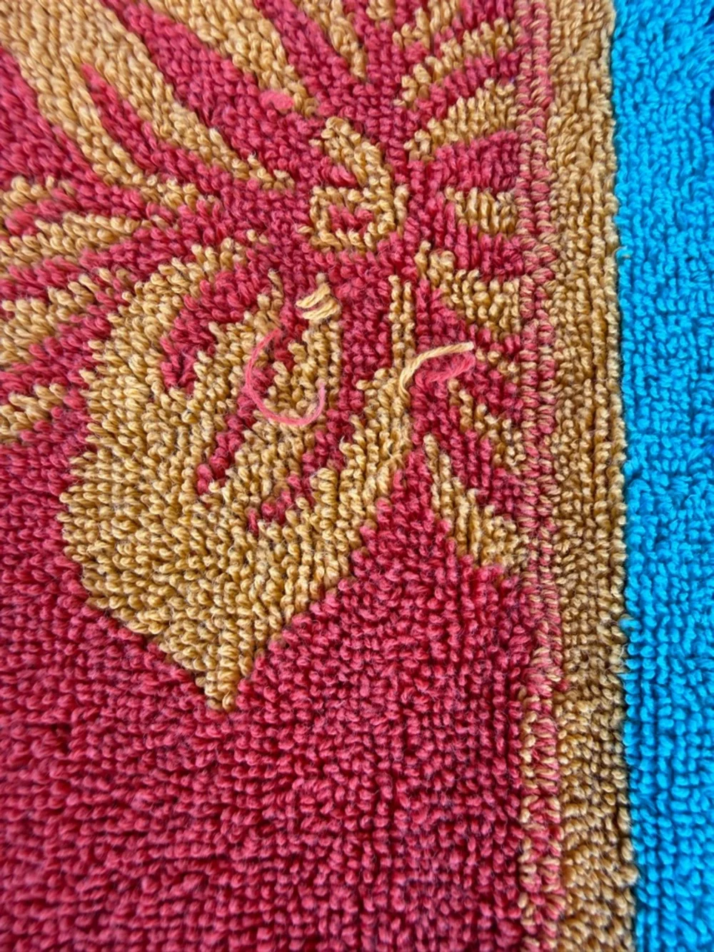 The Painted Beach Surfboard Stripe Beach Towel 100% Cotton Colorful 38x66 FLAWS